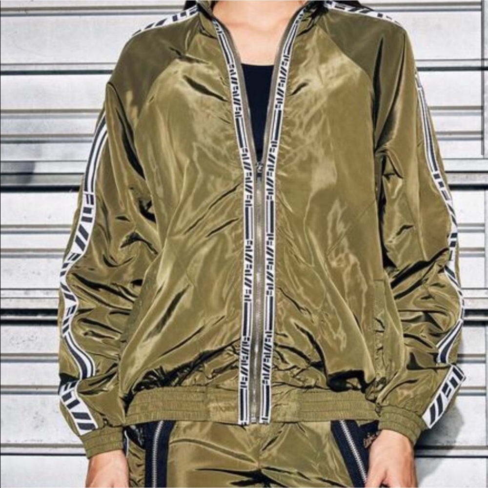 LF wind breaker jacket